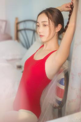 惊！3个辣妹竟长期泡在我家，究竟为何？